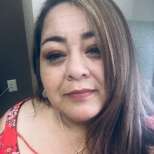 Meet your Posher, Celia